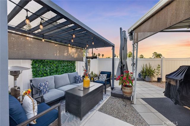 1536 S State Street, Hemet, CA 92543