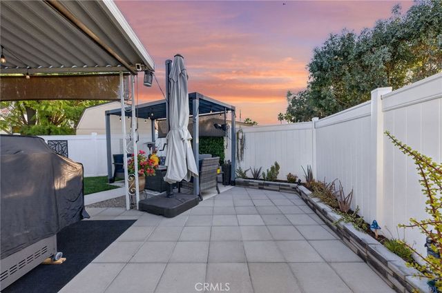 1536 S State Street, Hemet, CA 92543