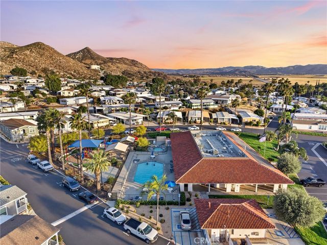 1536 S State Street, Hemet, CA 92543