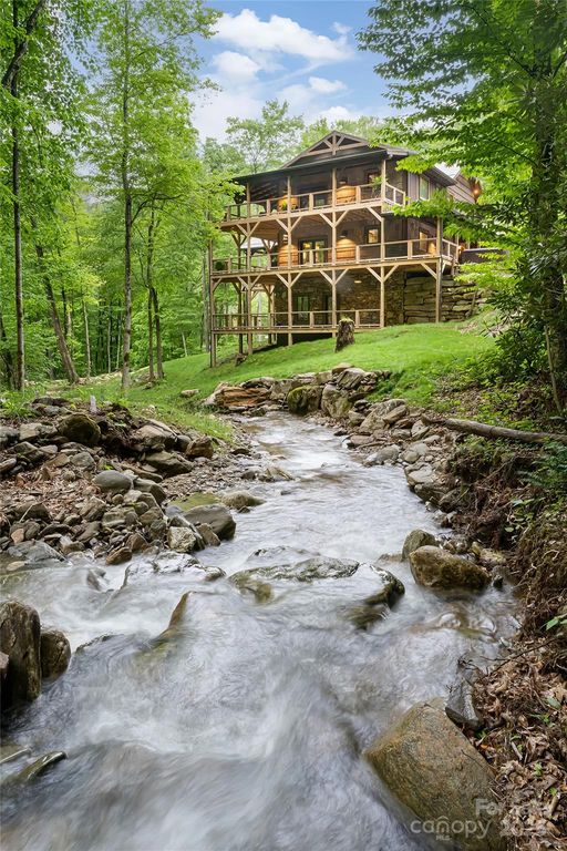16 Gihon Waters Trail, Canton, NC 28716