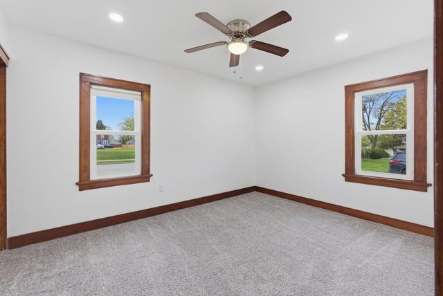 3206 Grange AVENUE, Cudahy, WI 53110