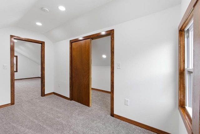 3206 Grange AVENUE, Cudahy, WI 53110
