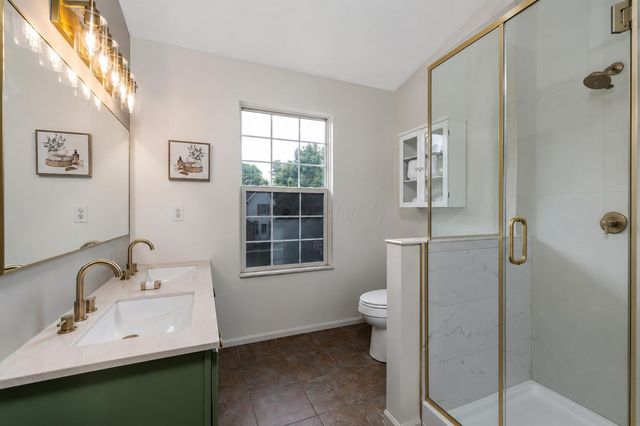 164 Shaleridge Drive, Pataskala, OH 43062