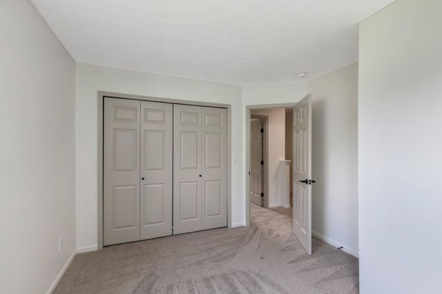 164 Shaleridge Drive, Pataskala, OH 43062