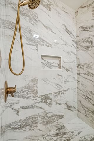 2045 Stokes Ln, Nashville, TN 37215