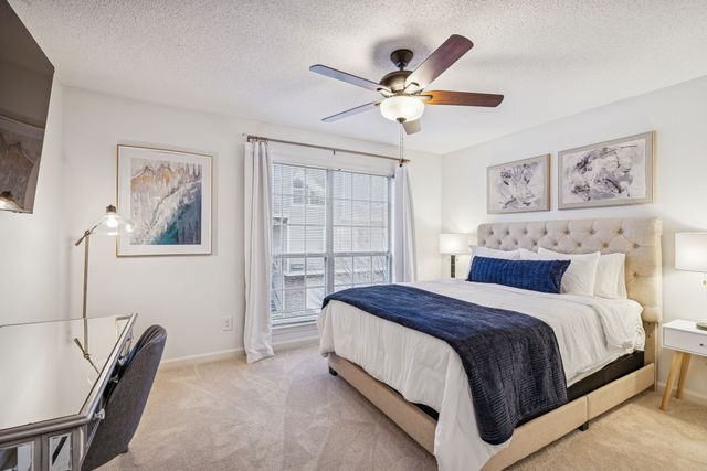 2045 Stokes Ln, Nashville, TN 37215