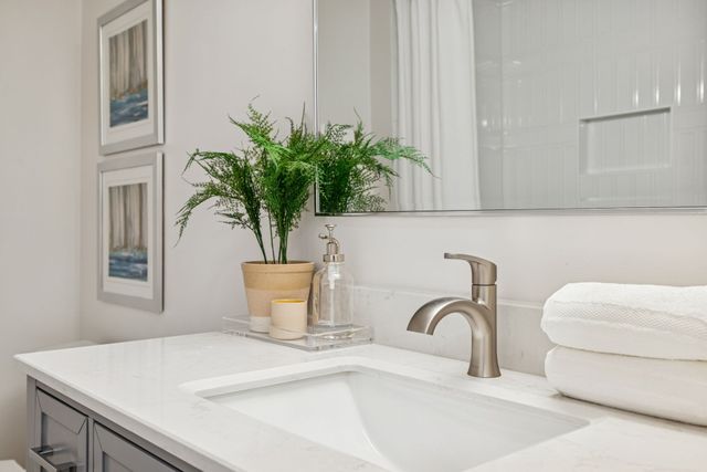 2045 Stokes Ln, Nashville, TN 37215