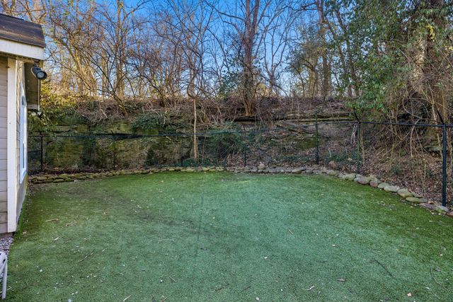 2045 Stokes Ln, Nashville, TN 37215