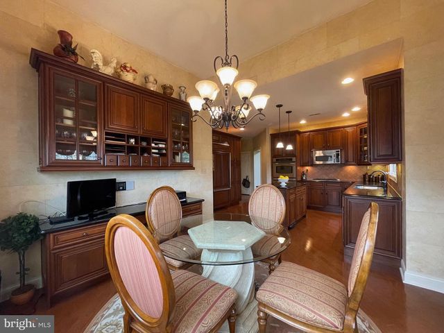 293 SYDNEY RD, Southampton, PA 18966