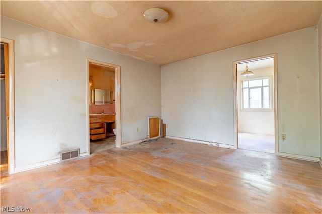 296 Kryder Avenue, Akron, OH 44305