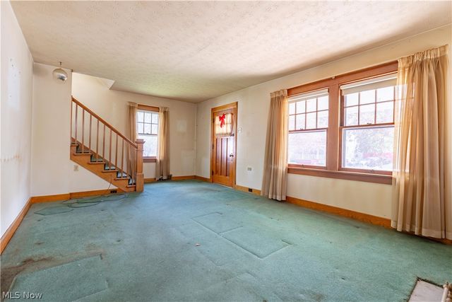 296 Kryder Avenue, Akron, OH 44305