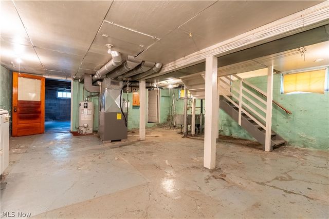 296 Kryder Avenue, Akron, OH 44305