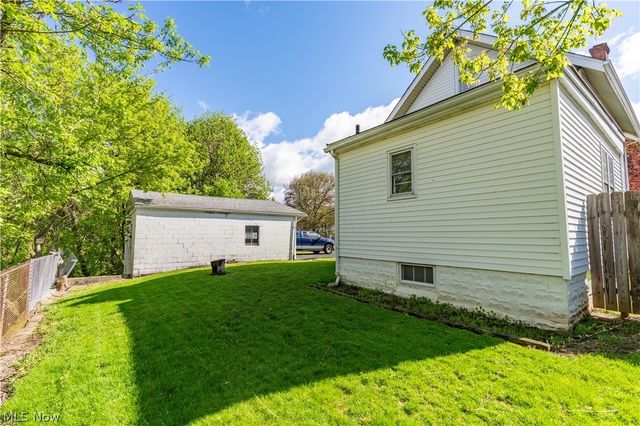 296 Kryder Avenue, Akron, OH 44305