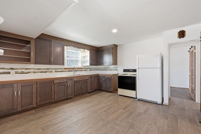 705 N Altamont St, Spokane, WA 99202