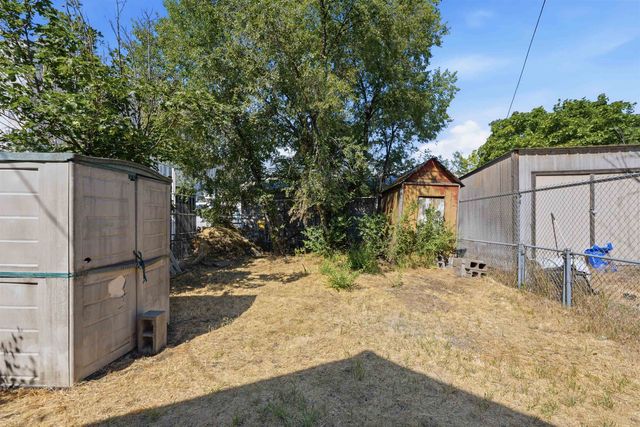 705 N Altamont St, Spokane, WA 99202