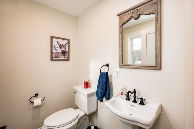 170 Nottingham Road, Deerfield, NH 03037