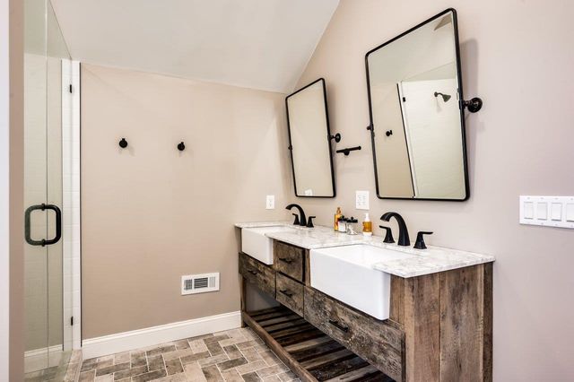 170 Nottingham Road, Deerfield, NH 03037