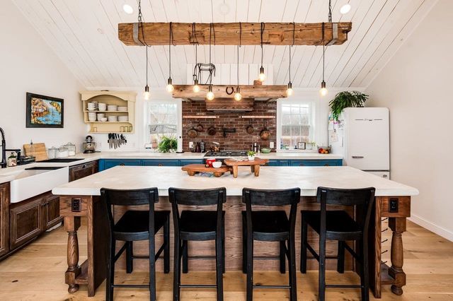 170 Nottingham Road, Deerfield, NH 03037