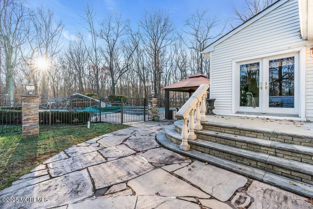 9 Lucas Lane, Millstone, NJ 08510