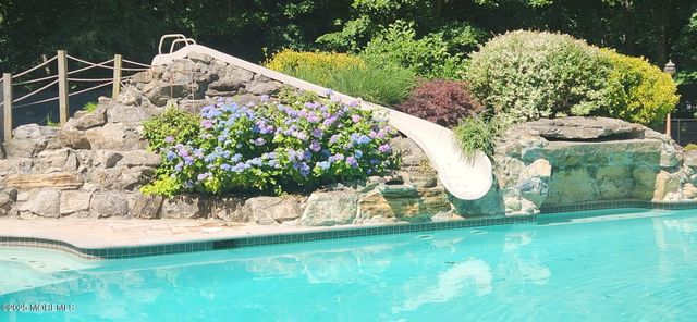 9 Lucas Lane, Millstone, NJ 08510