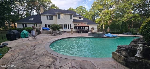 9 Lucas Lane, Millstone, NJ 08510