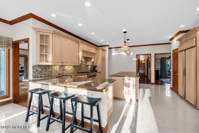 9 Lucas Lane, Millstone, NJ 08510