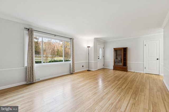 24530 HOLLYWOOD RD, Hollywood, MD 20636