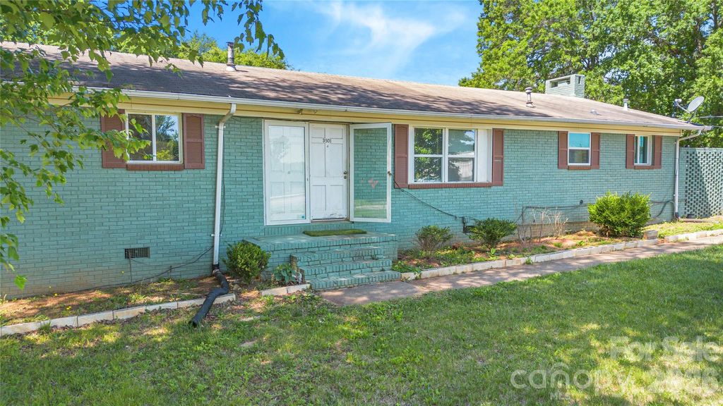 3501 Shopton Road, Charlotte, NC 28217