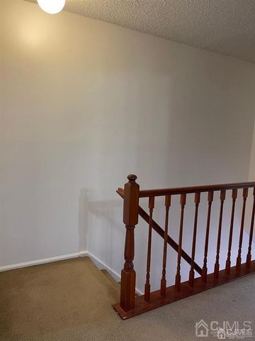 401 Hadleigh Lane, North Brunswick, NJ 08902