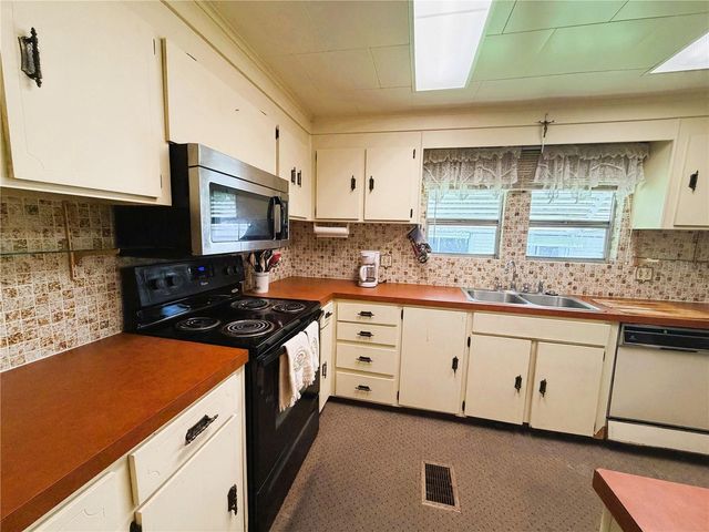 144 PALO VERDE DRIVE, Leesburg, FL 34748