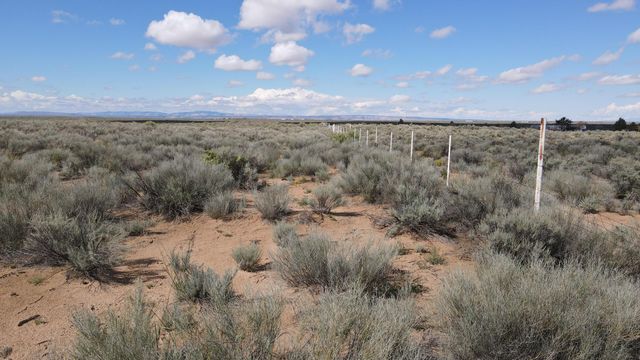 100 Olivas Road, Los Lunas, NM 87031