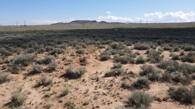 100 Olivas Road, Los Lunas, NM 87031