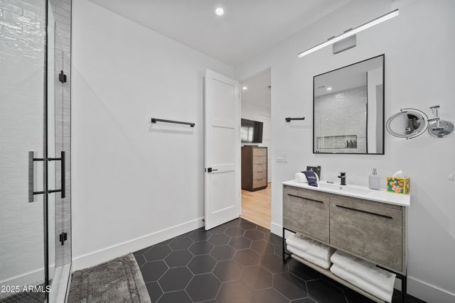 14002 N 67TH Place, Scottsdale, AZ 85254