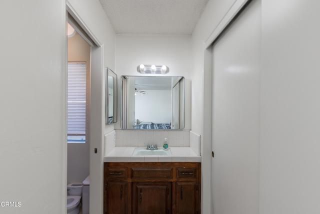 2804 Hempstead Lane, Bakersfield, CA 93309