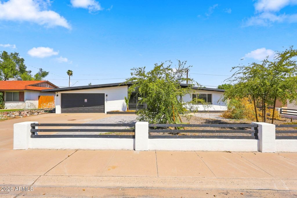 1637 N SUNSET Drive, Tempe, AZ 85288 — exterior