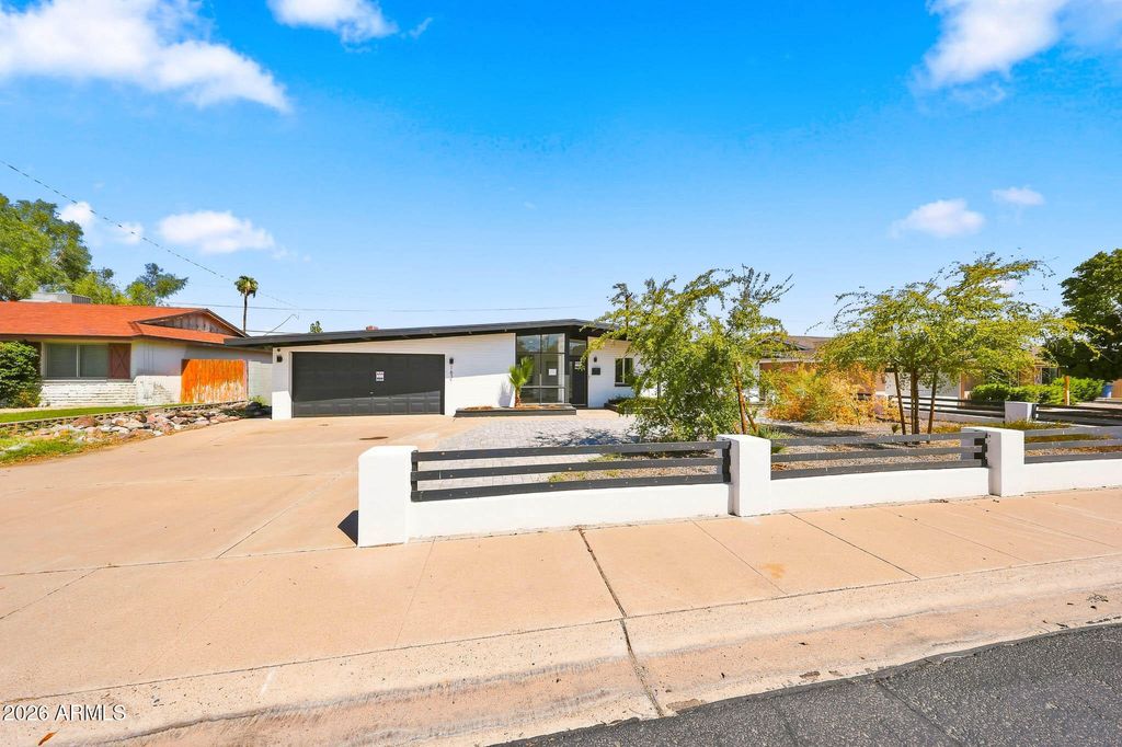 1637 N SUNSET Drive, Tempe, AZ 85288 — photo 2