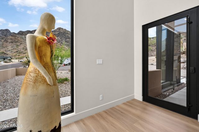 7615 N 22ND Place, Phoenix, AZ 85020
