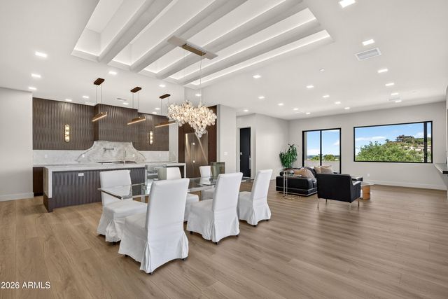 7615 N 22ND Place, Phoenix, AZ 85020