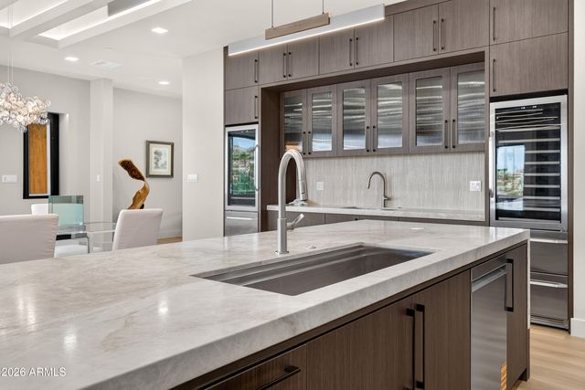7615 N 22ND Place, Phoenix, AZ 85020