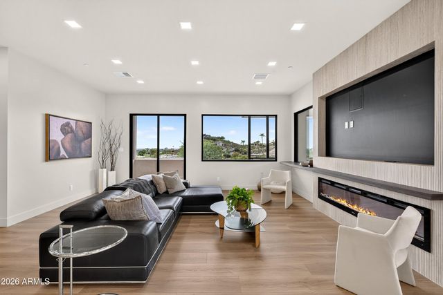 7615 N 22ND Place, Phoenix, AZ 85020