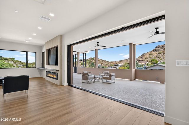 7615 N 22ND Place, Phoenix, AZ 85020