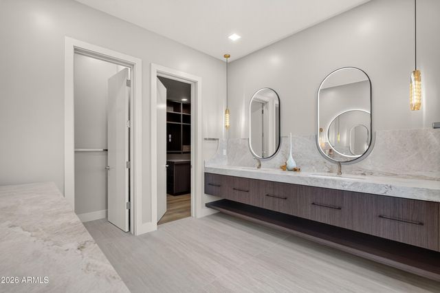 7615 N 22ND Place, Phoenix, AZ 85020