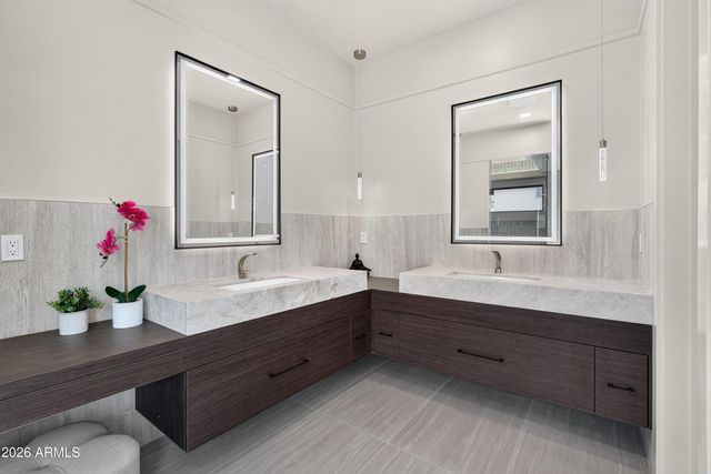 7615 N 22ND Place, Phoenix, AZ 85020