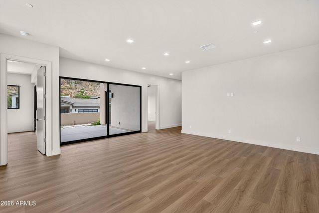 7615 N 22ND Place, Phoenix, AZ 85020