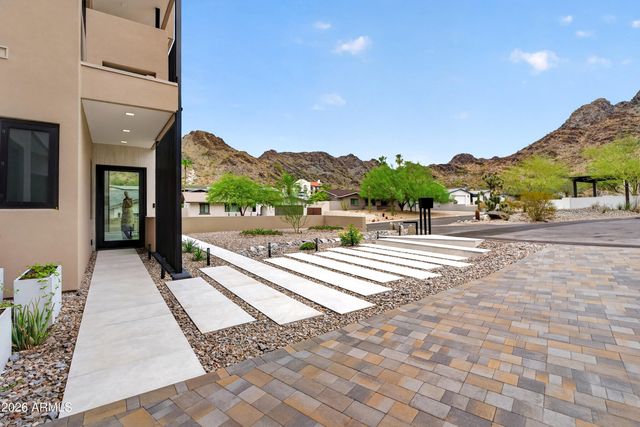 7615 N 22ND Place, Phoenix, AZ 85020