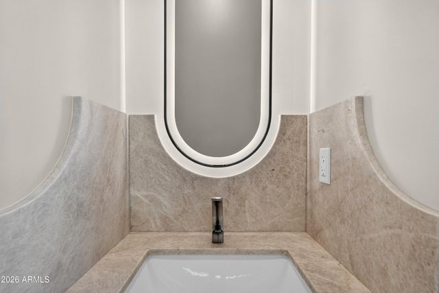 7615 N 22ND Place, Phoenix, AZ 85020