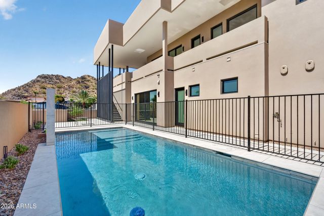 7615 N 22ND Place, Phoenix, AZ 85020