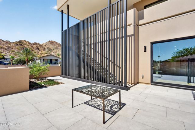 7615 N 22ND Place, Phoenix, AZ 85020