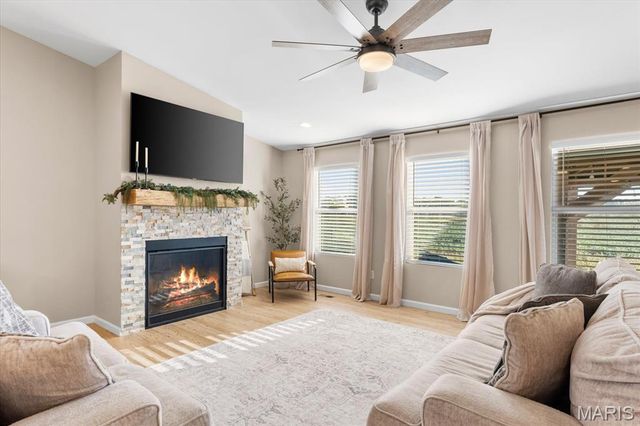 420 Foxtail Drive, Freeburg, IL 62243