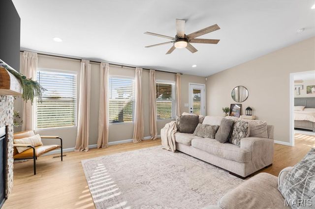 420 Foxtail Drive, Freeburg, IL 62243